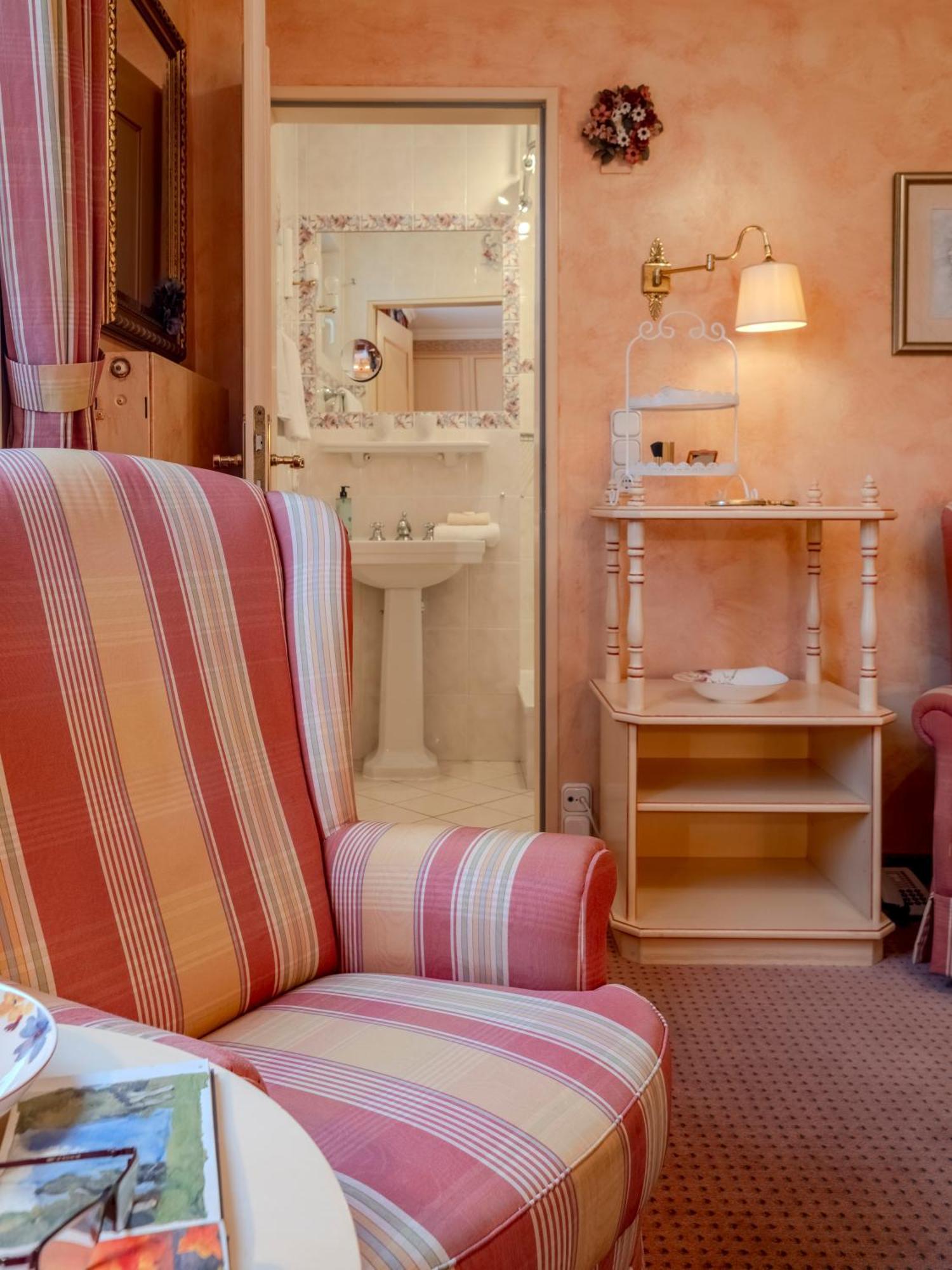 Hotel Wiesbaden Wenningstedt-Braderup Bagian luar foto