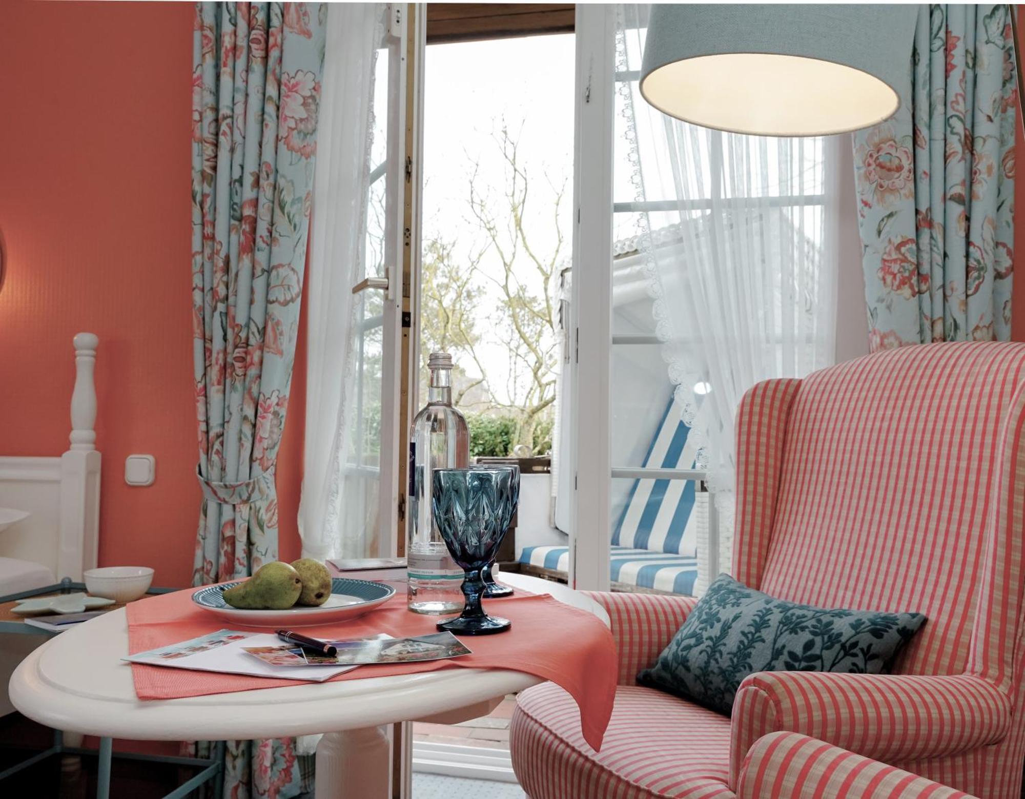 Hotel Wiesbaden Wenningstedt-Braderup Bagian luar foto