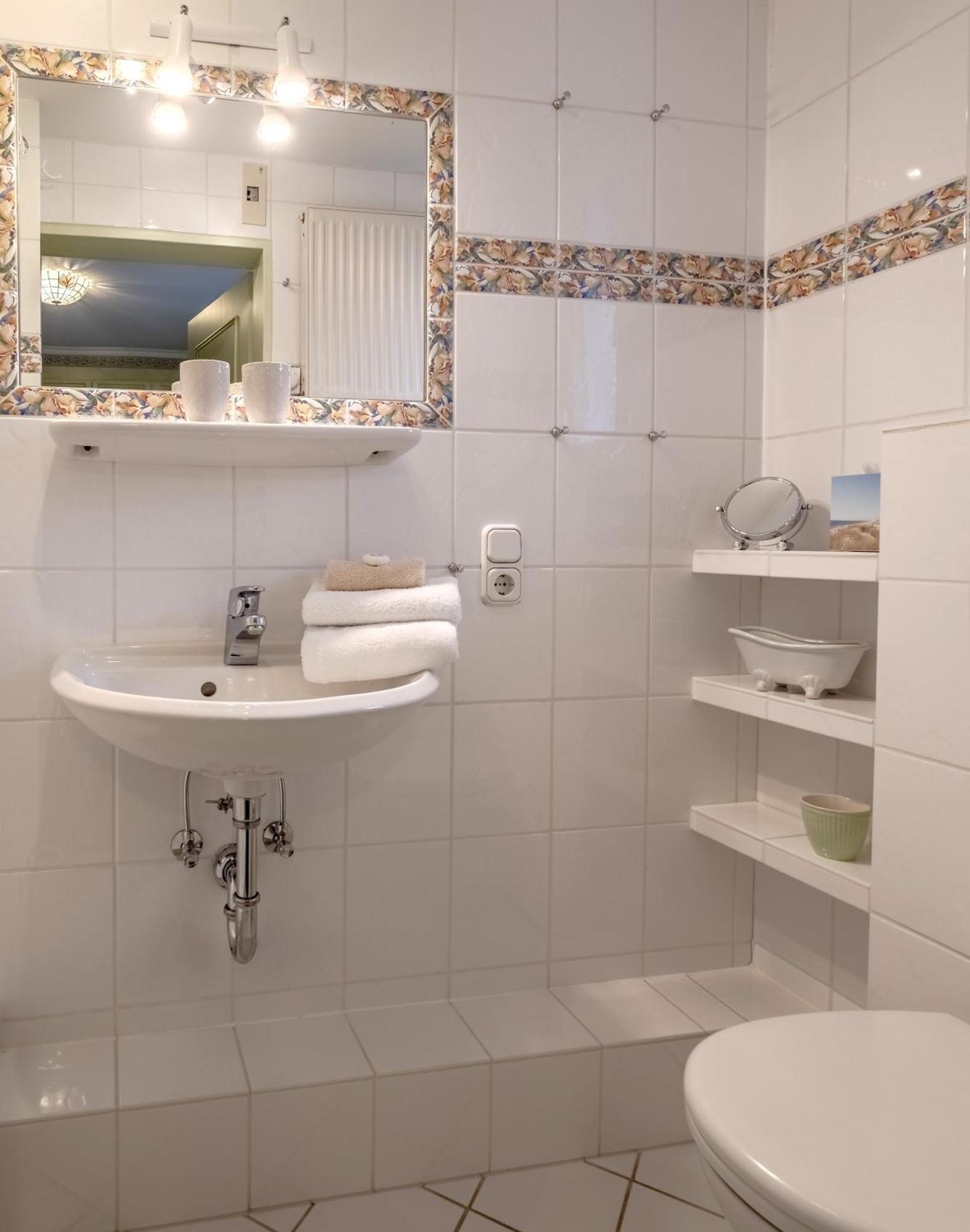 Hotel Wiesbaden Wenningstedt-Braderup Bagian luar foto